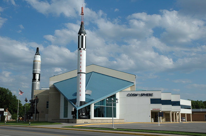 Jeff Bezos' Apollo Rocket Engines Land in Kansas for Conservation